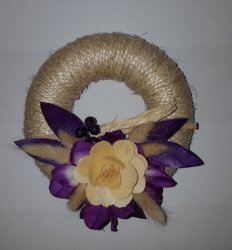 Věnec sisalový provázek 16cm fialový