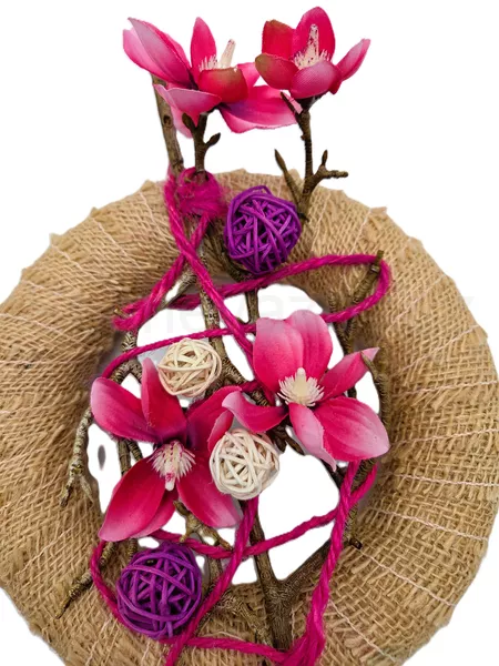 Věnec jutový s magnolií 30cm