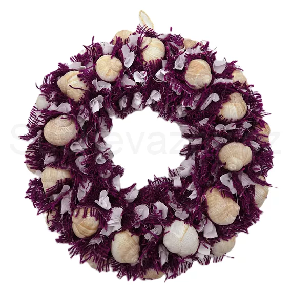Věnec vypichovaný jutový s ulitami 28cm vínový